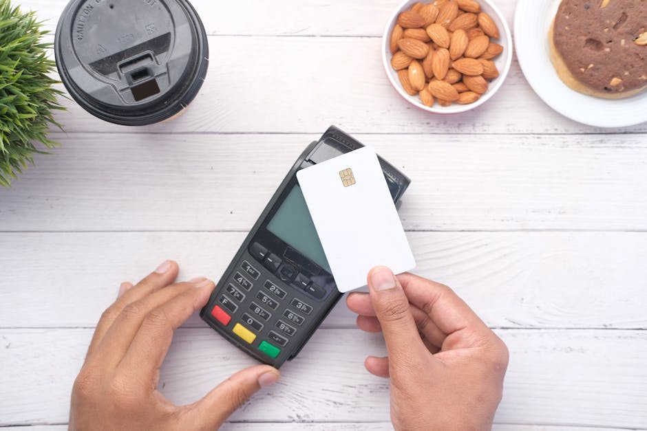 Best Credit Card for Building Credit History in the UK (2026 Guide)