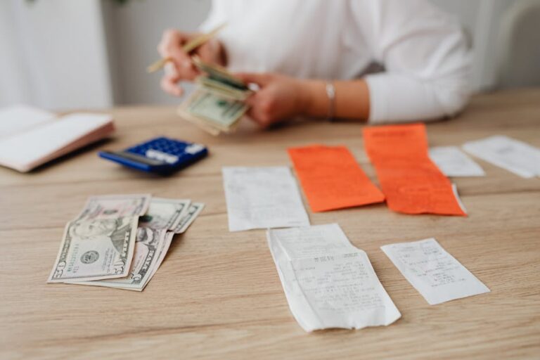 Best Student Current Accounts with No Fees UK 2026 - Card Punch
